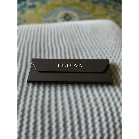 Bulova Triangular Glasses Eyeglass SunGlasses Folds Flat Leather Hard Case Gray - Picture 4 of 5